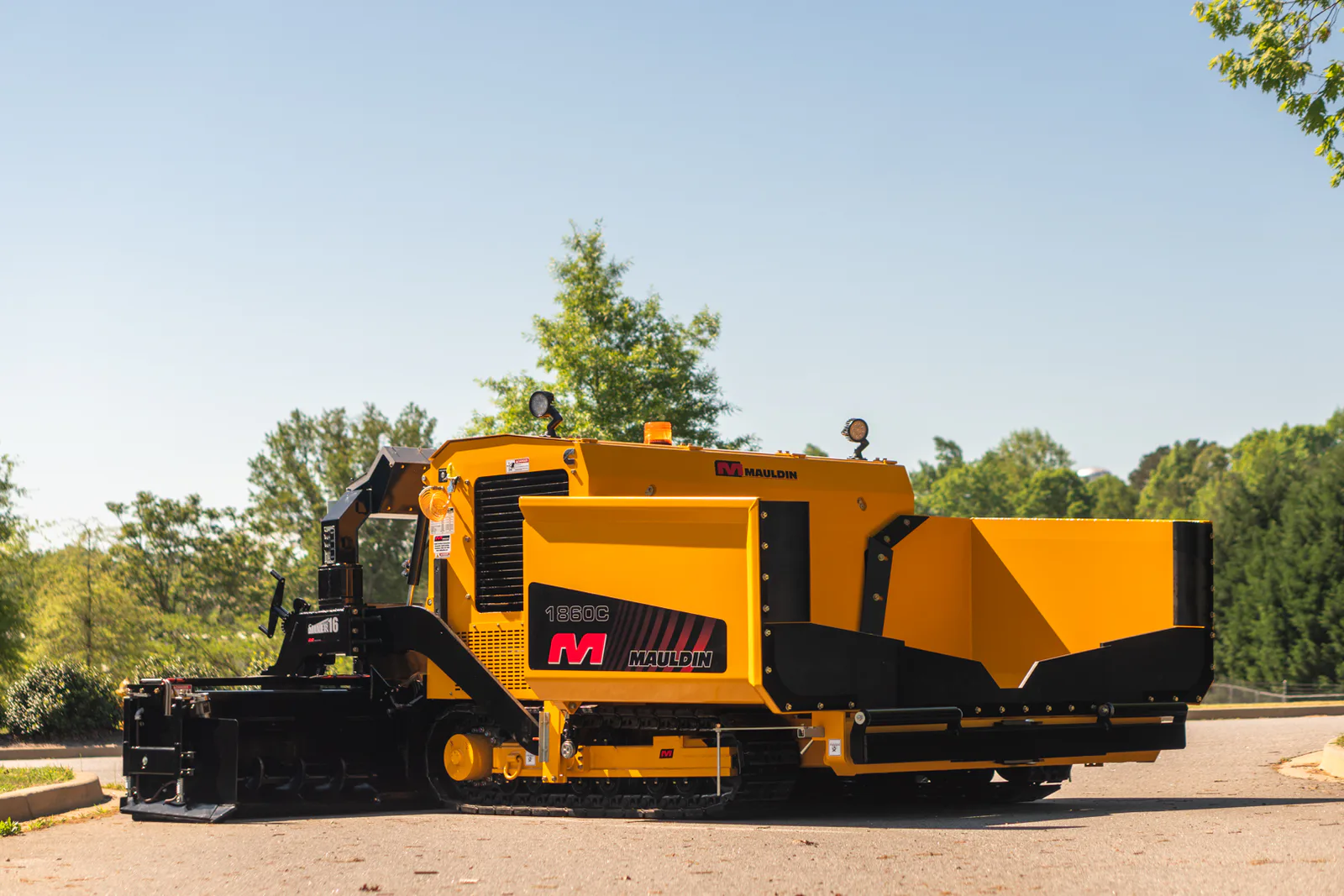 Mauldin 1860C asphalt paver jobsite view