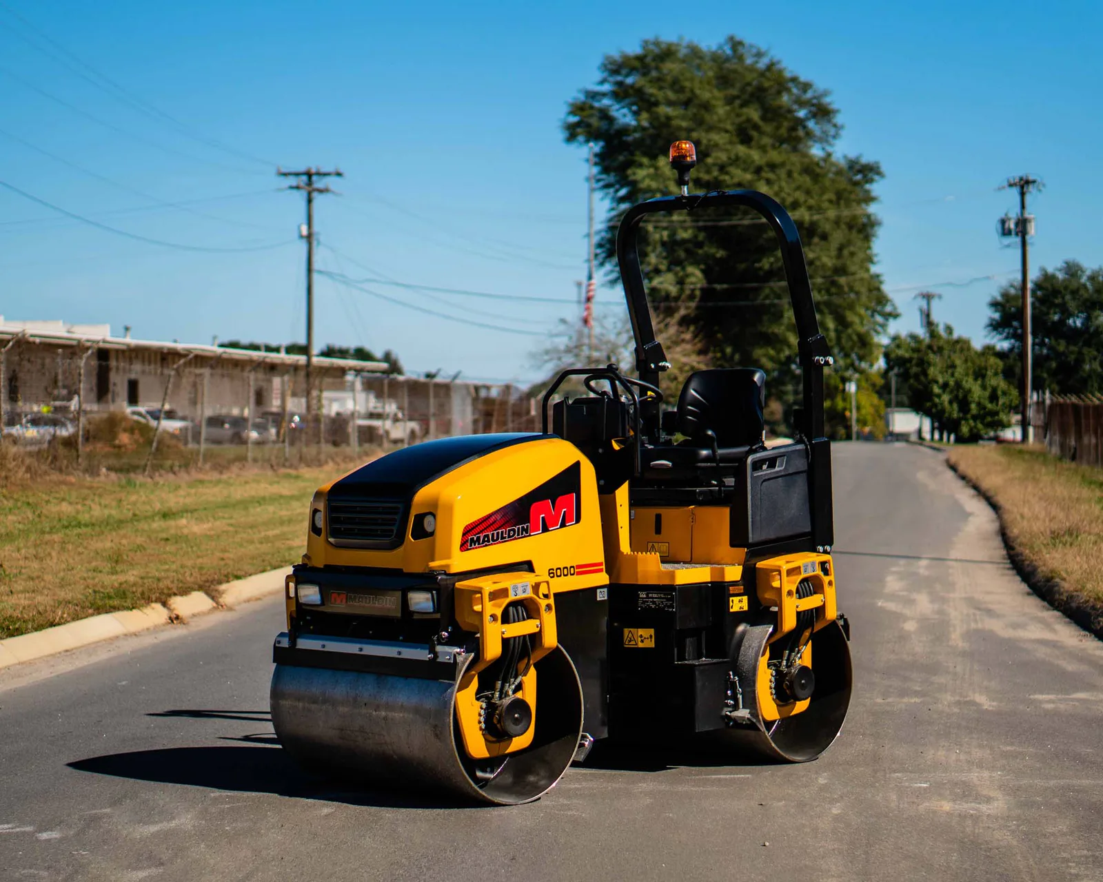 Mauldin 6000 tandem vibratory roller