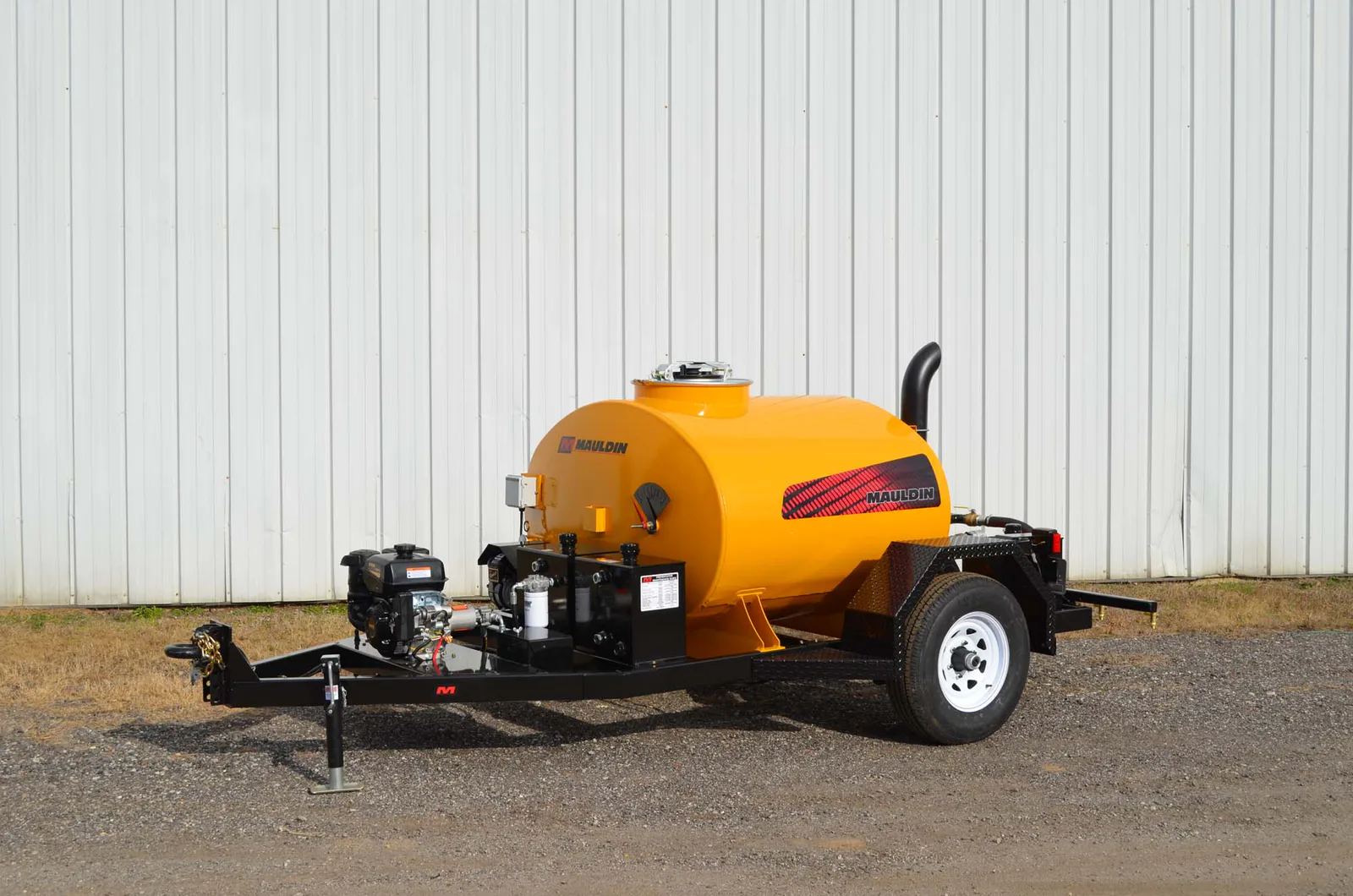 Mauldin MT300 asphalt distributor trailer