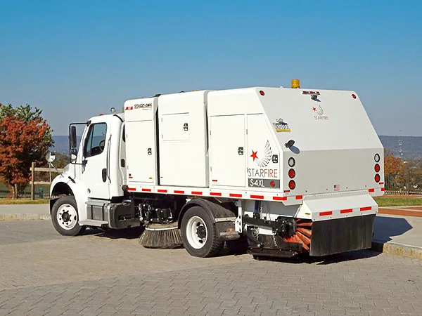 Starfire S-4XL rear quarter view