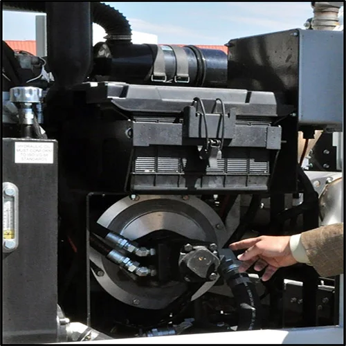 Starfire S-4XXL auxiliary sweeper engine detail