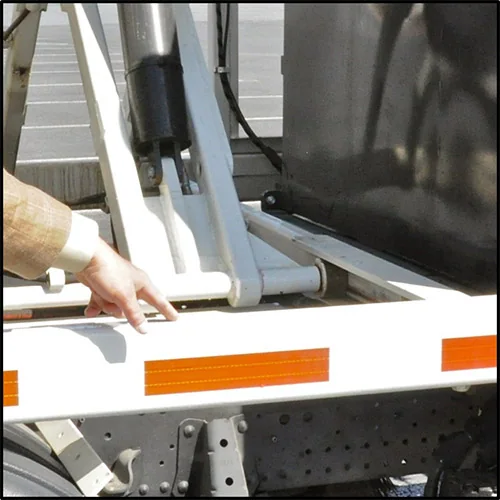 Starfire mechanical broom heavy-duty frame detail